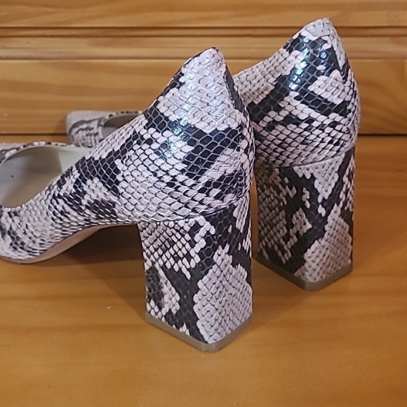 Marc Fisher Ltd Python Print Block Heels - Picture 4 of 13